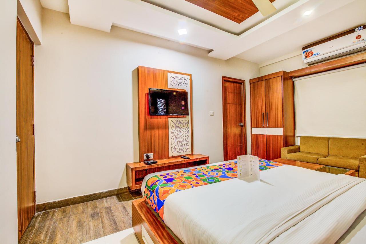 Fabhotel Empark Bangalore Exteriör bild