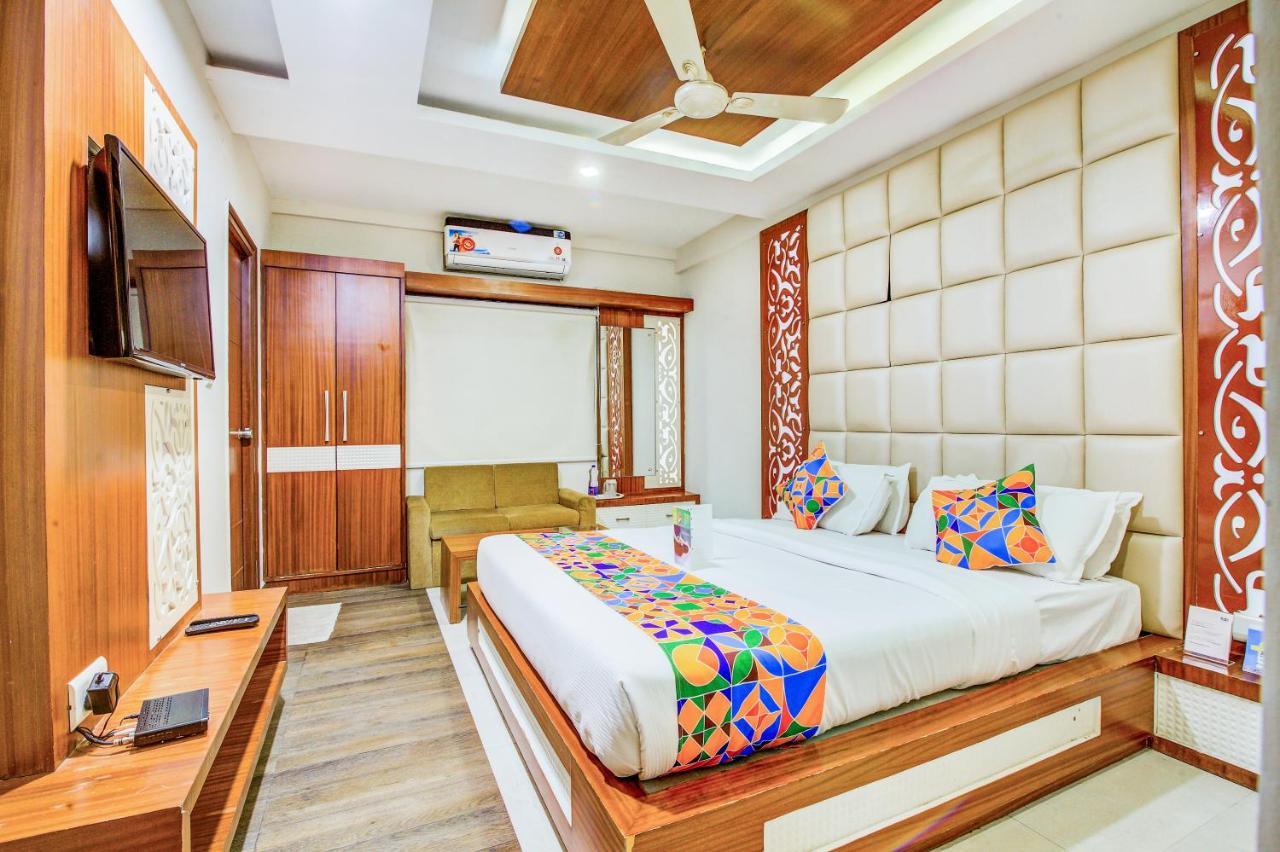 Fabhotel Empark Bangalore Exteriör bild