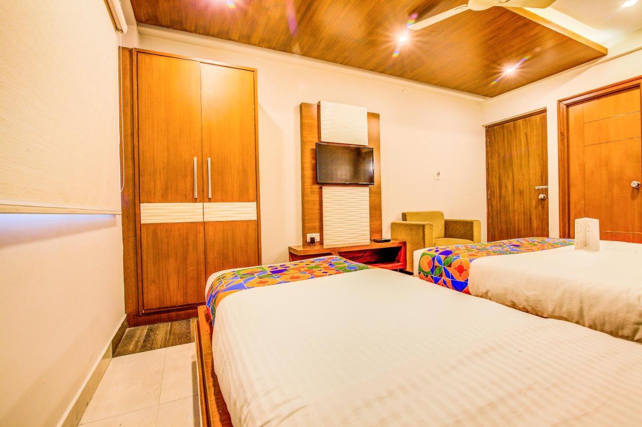 Fabhotel Empark Bangalore Exteriör bild