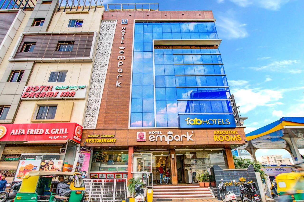 Fabhotel Empark Bangalore Exteriör bild
