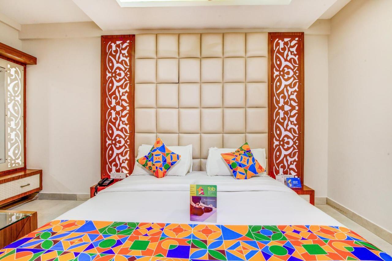 Fabhotel Empark Bangalore Exteriör bild