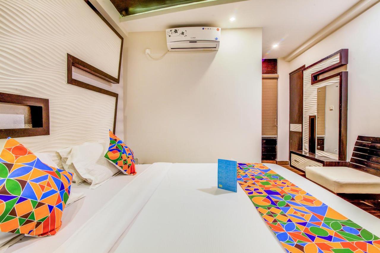 Fabhotel Empark Bangalore Exteriör bild