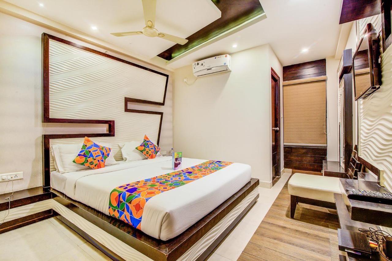 Fabhotel Empark Bangalore Exteriör bild